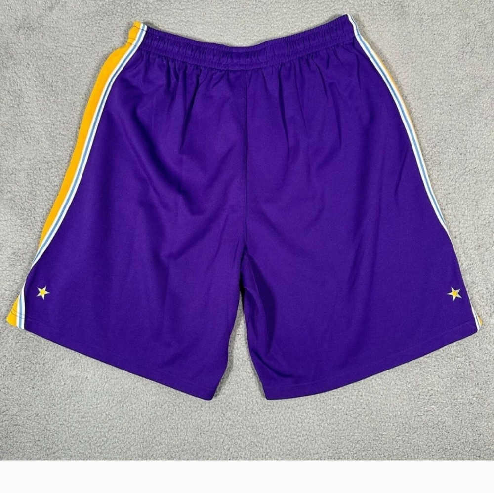 Los Angeles Lakers Shorts Mens Size 2XL‎ Nike Basketball Y2K Swingman NBA